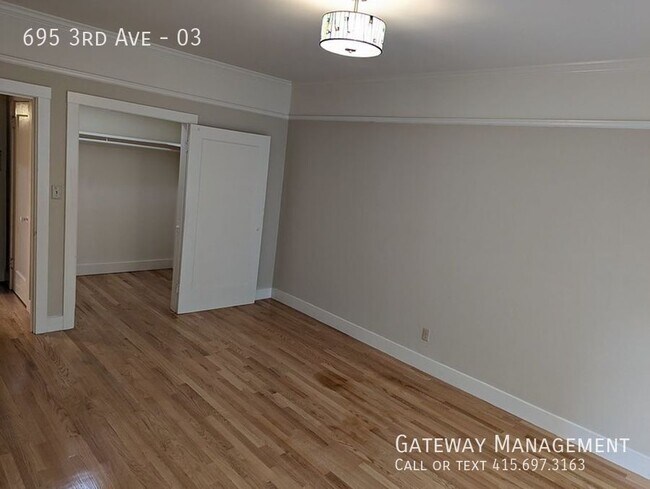Building Photo - 695 3rd Ave