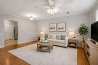 Building Photo - 409B