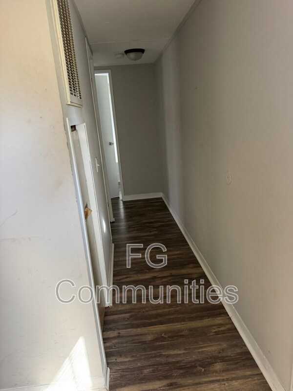 Building Photo - 1754 Zion Rd