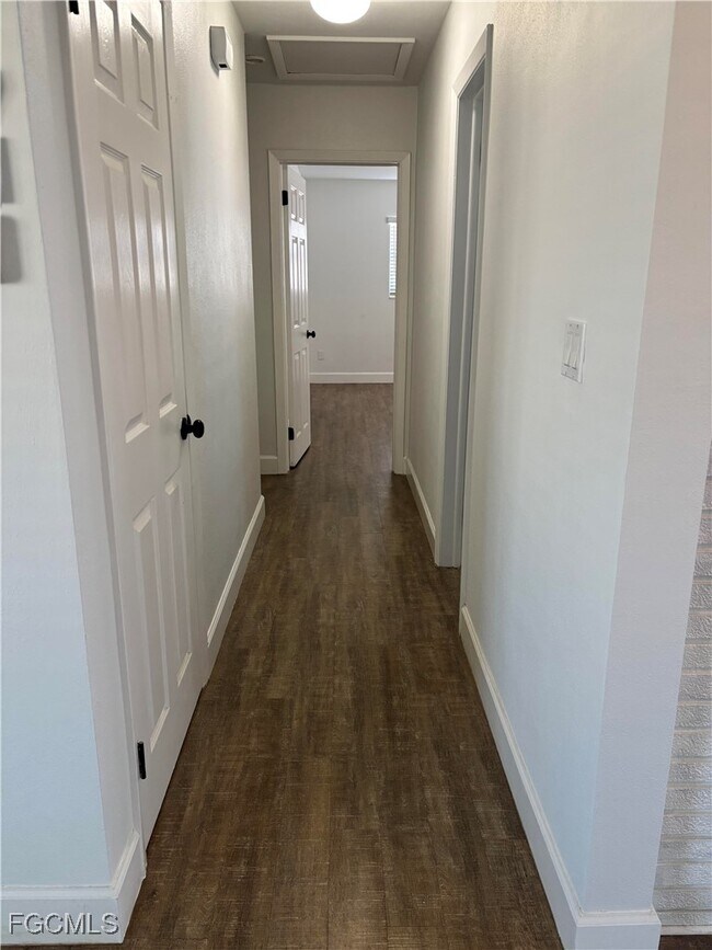 Building Photo - 5521 Granada Rd