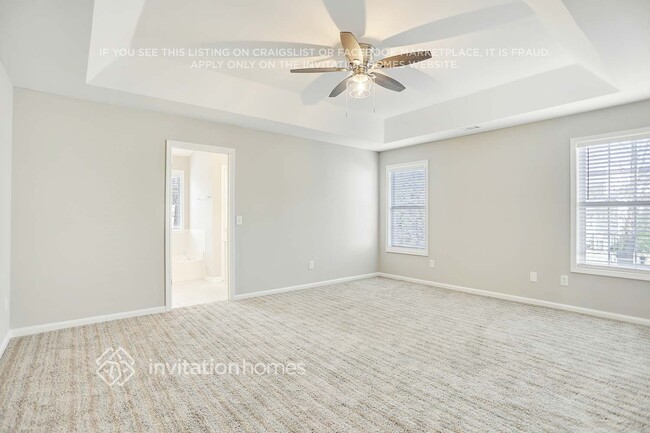 Building Photo - 425 2 Iron Trail NW