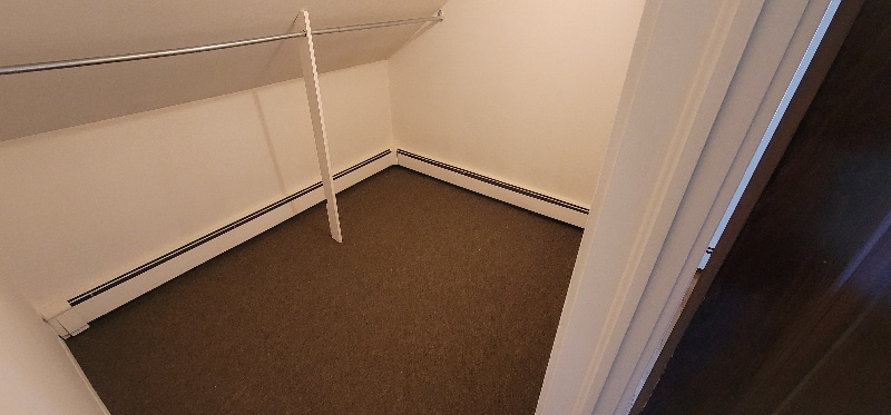 Building Photo - 27 Jackson St