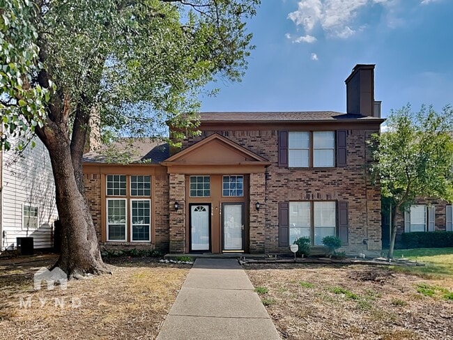 Building Photo - 1616 Beach Ln