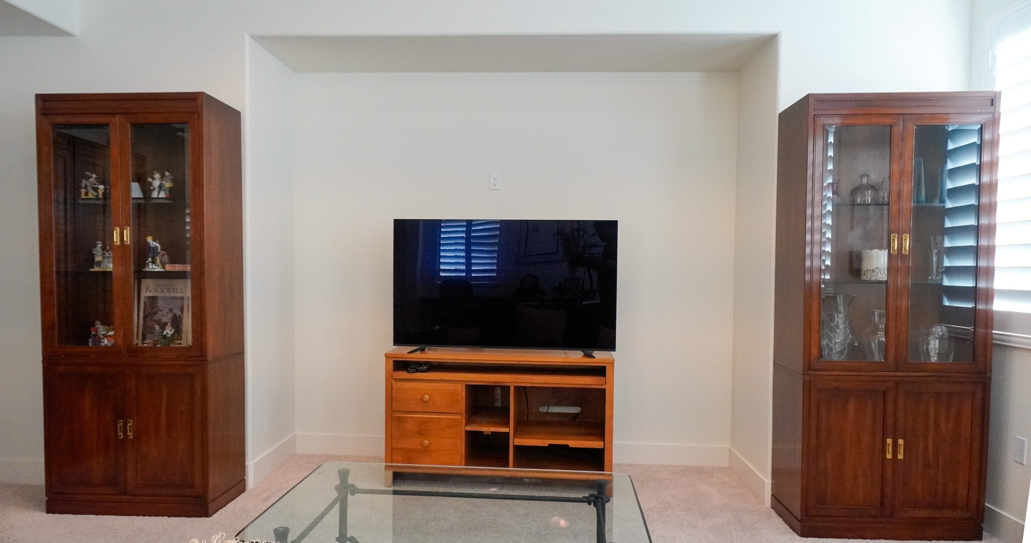 Building Photo - 3066 El Capitan Dr