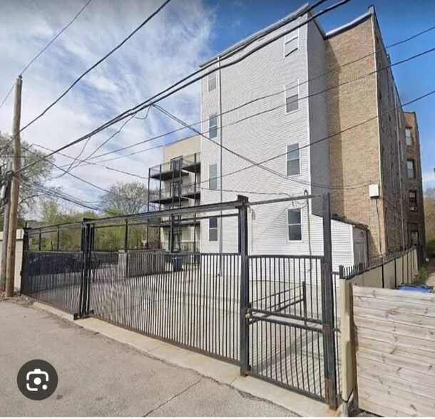 Building Photo - 6529 S Kimbark Ave