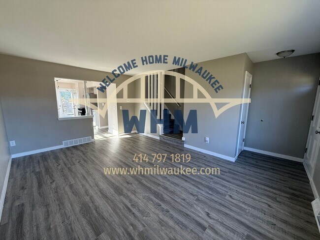 Building Photo - 4969 N 105th St