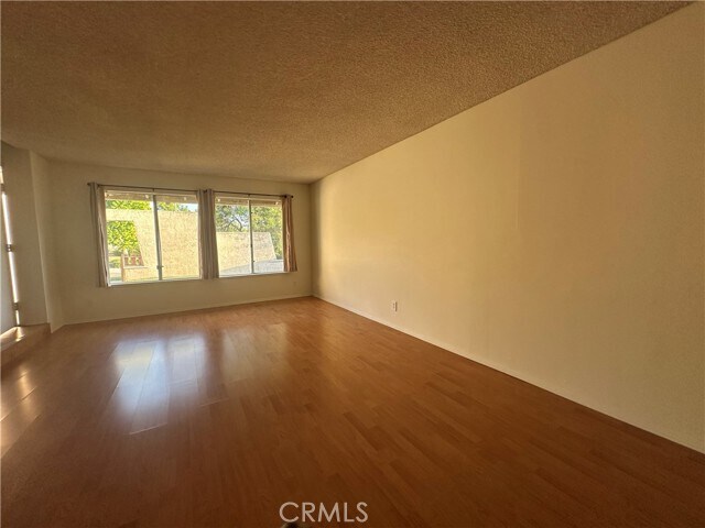 Building Photo - 28825 Barragan St