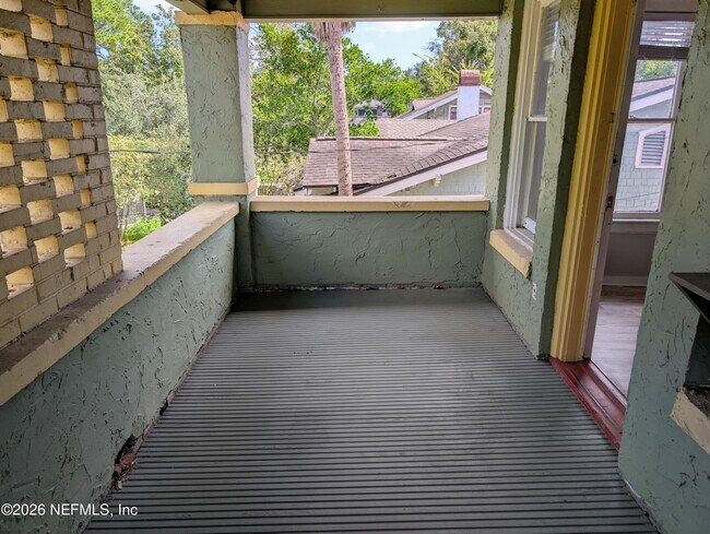 Building Photo - 2818 Herschel St