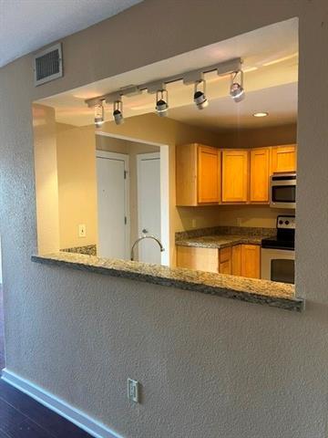 Building Photo - 4777 Cedar Springs Rd