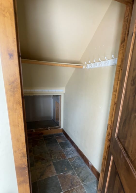 Building Photo - 80 Mule Deer Ct