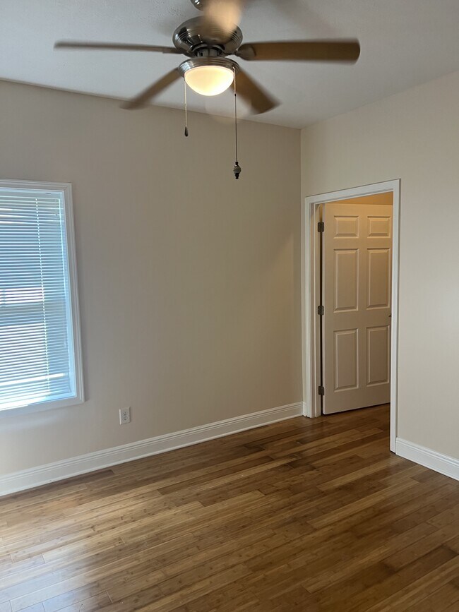 Building Photo - 306 St Francis St