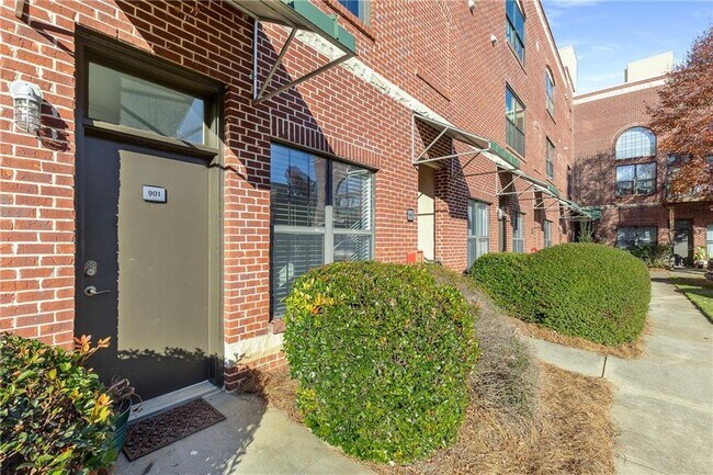 Building Photo - 791 Wylie St SE