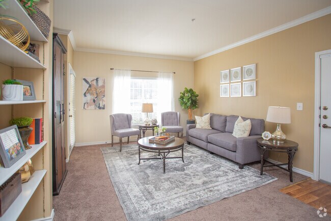 1BR, 1BA - 747SF - Providence Model - Highland Luxury Living