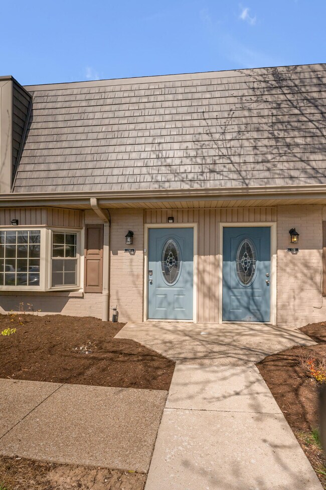 Building Photo - 139 Regency Point Path