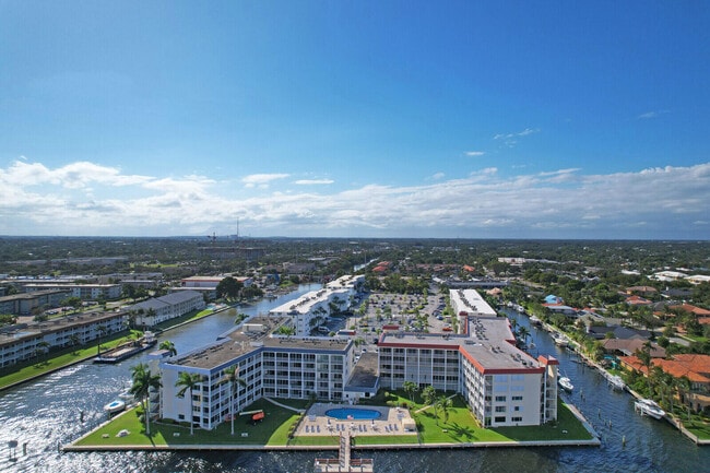 Building Photo - 104 Paradise Harbour Blvd