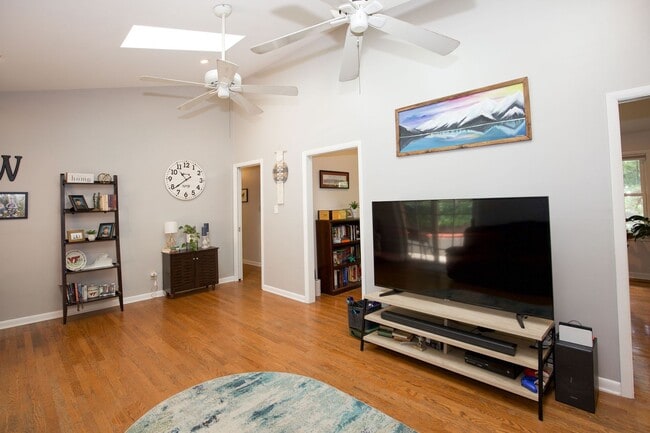 Building Photo - 3 bedroom home in Southern Pines