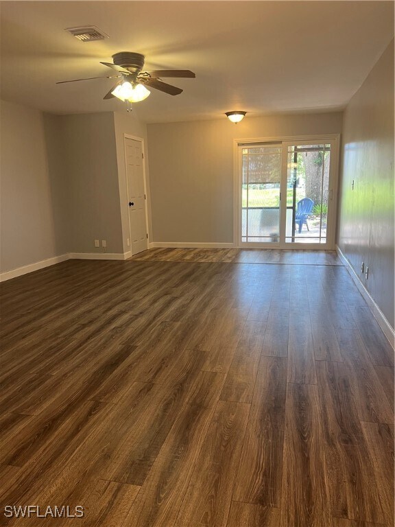 Building Photo - 26636 Southern Pines Dr