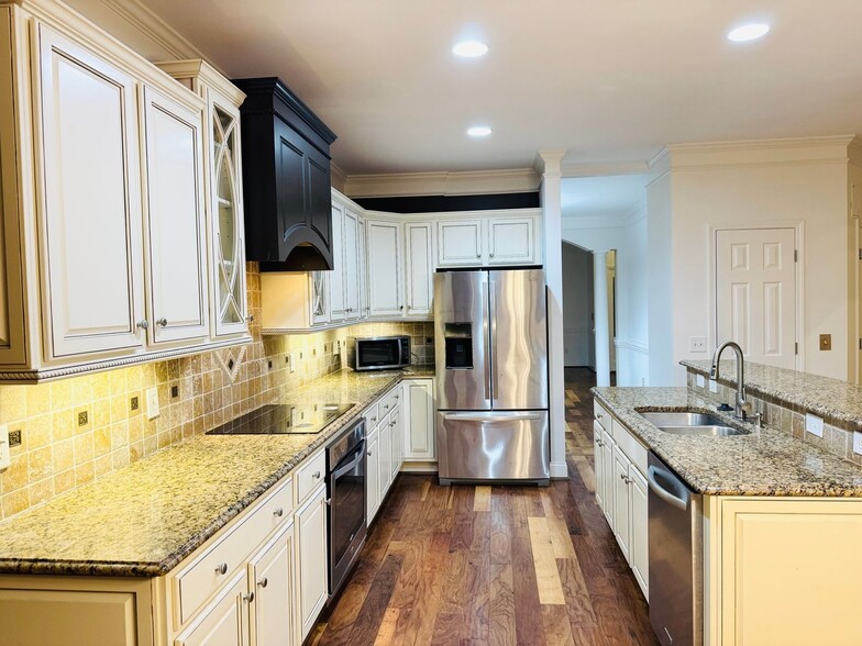 Building Photo - 14508 Northgreen Dr