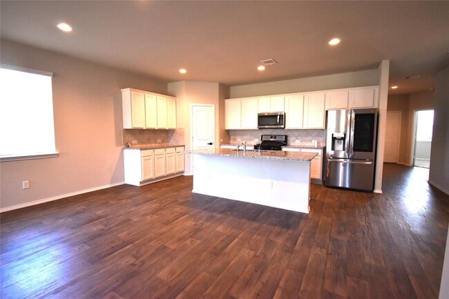 Building Photo - 5930 Dovershire Blf Wy