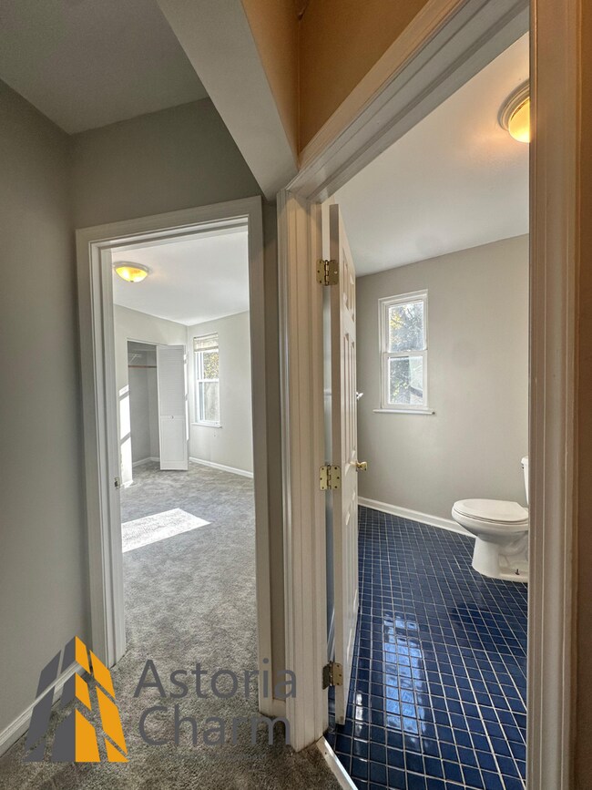 Building Photo - 3 Bedroom Home with Den, Patio/Deck Space, and Fresh Updates