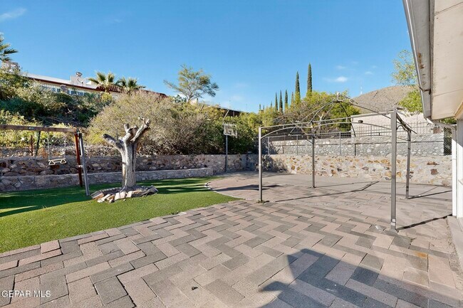 Building Photo - 1509 Lost Padre Mine Dr