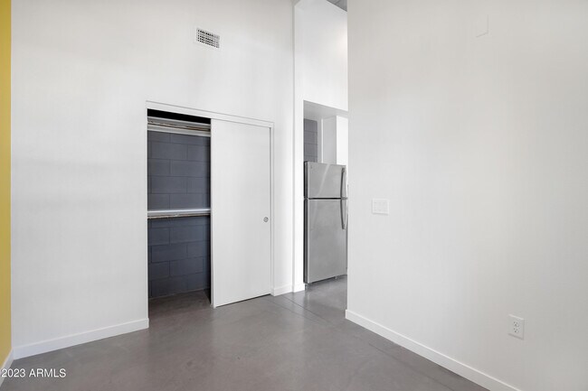 Building Photo - 1130 N 2nd St