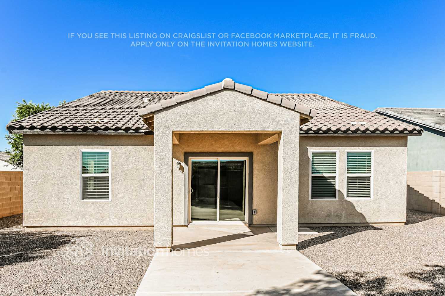 Building Photo - 30461 N Opal Dr
