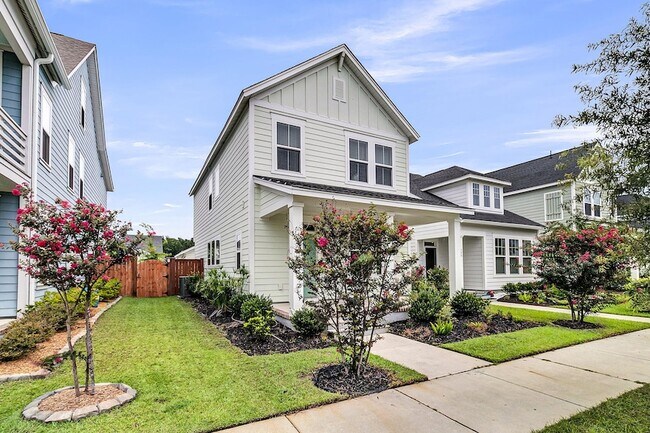 Building Photo - 396 Ripple Park Dr