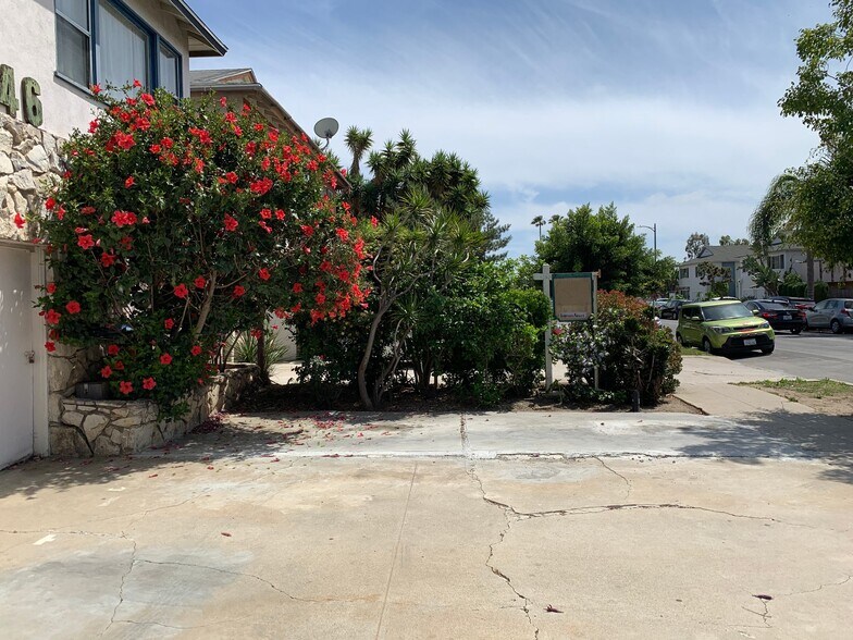 Building Photo - 3646 Vinton Ave