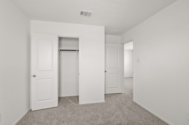 Building Photo - 14983 Clay Harvest Rdg