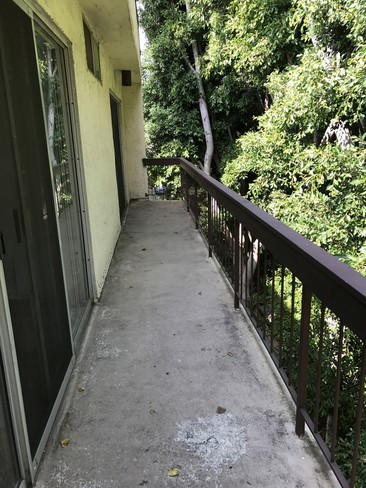 Balcony - 440 Veteran Ave