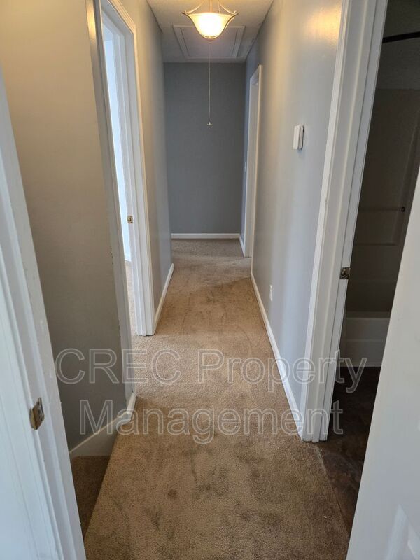 Building Photo - 3019 Woodington Pl