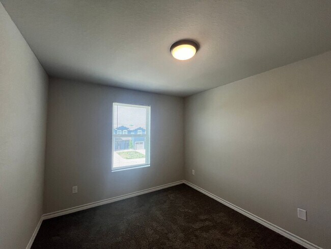 Building Photo - 6302 Luglio Ln