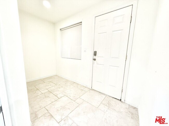 Building Photo - 23744 Hartland St