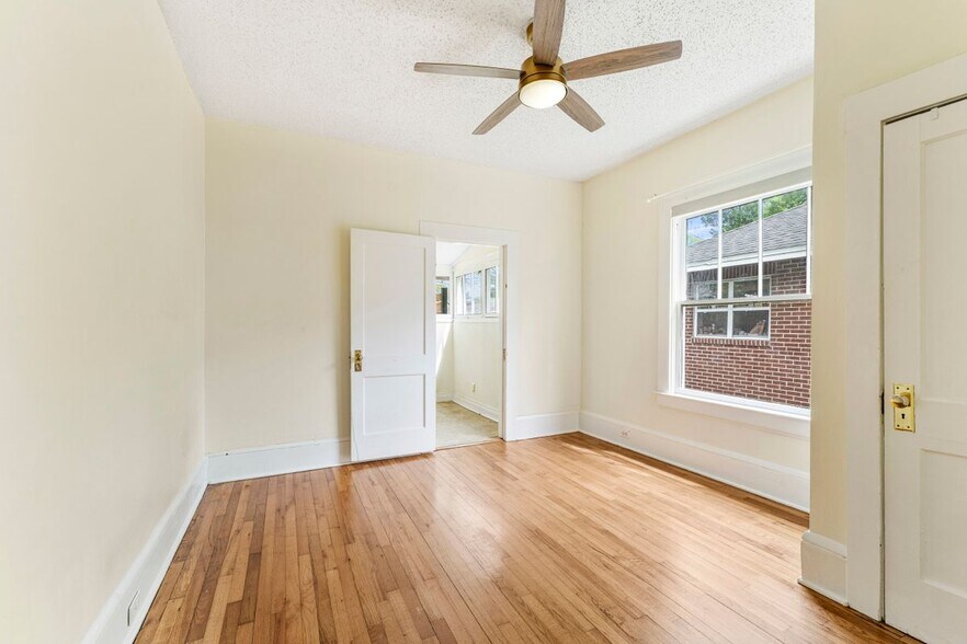 Building Photo - 4531 Attleboro St