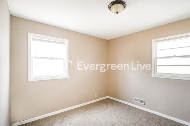 Building Photo - 4711 Nebraska Ave