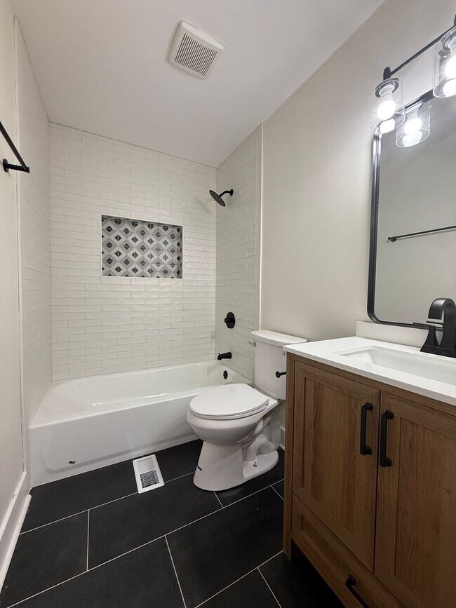 Building Photo - Beautifully Renovated Home in Prime Smyrna...