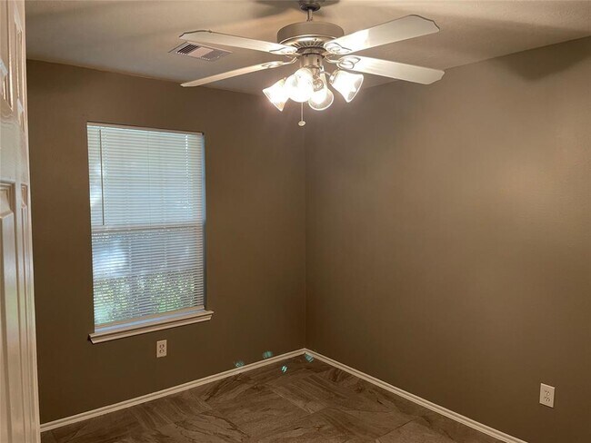 Building Photo - 14019 Concord Meadow Ln