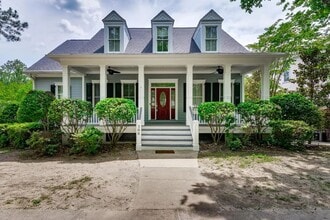 Building Photo - Beautiful home in Lake Carolina Harborside with Fully Equipped Private Apartment