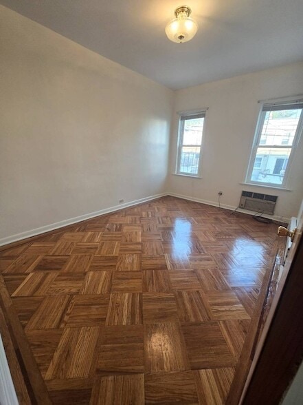 Building Photo - 21-43 45th Street Unit 1