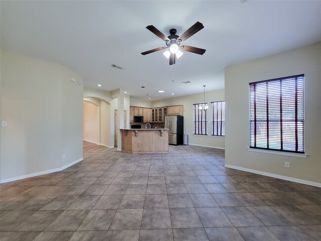 Building Photo - 14322 Darmera Ct