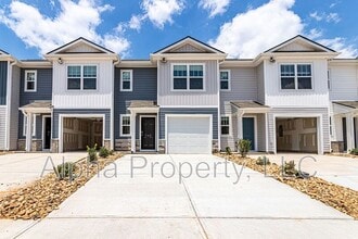 Building Photo - 766 Embark Cir