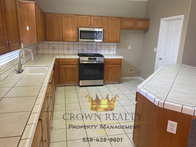 Building Photo - 2744 W Ceres Ct