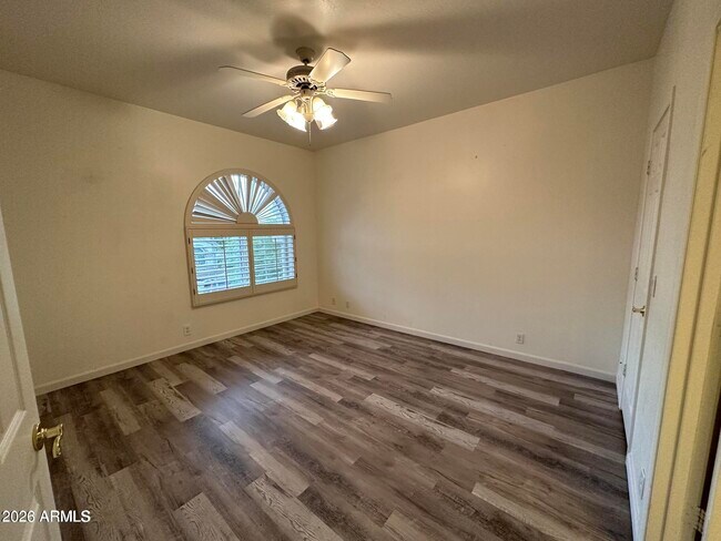 Building Photo - 3169 E Desert Flower Ln