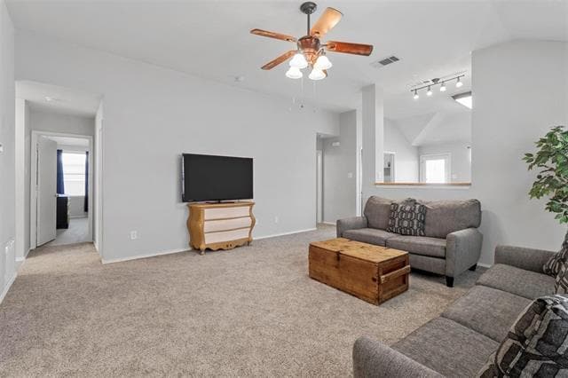 Building Photo - 1301 Mockingbird Dr