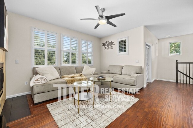 Building Photo - 506 Monet Ln