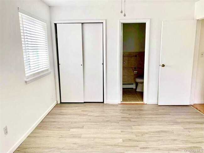 Building Photo - 376 Concord Ln