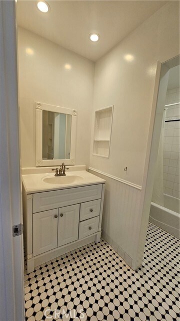 Building Photo - 30637 Rue De La Pierre