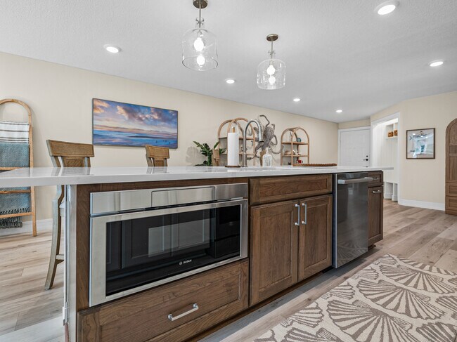 Building Photo - 4082 Belair Ln