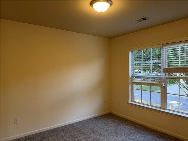 Building Photo - 6460 Whirlaway Dr
